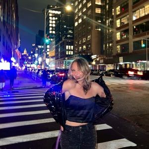 Meet your Posher, Amy